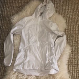Lululemon half zip with back pocket